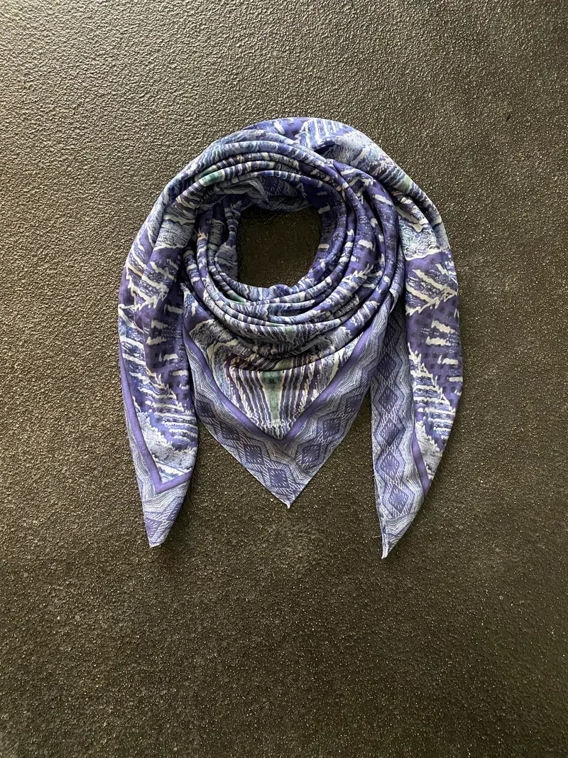 Scarf Waterdrops