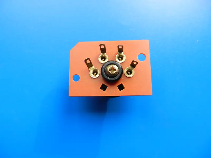 Schalter für Spannungswähler von GRUNDIG für Decks und Radios