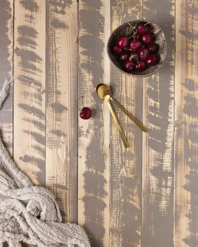 Shabby Brown