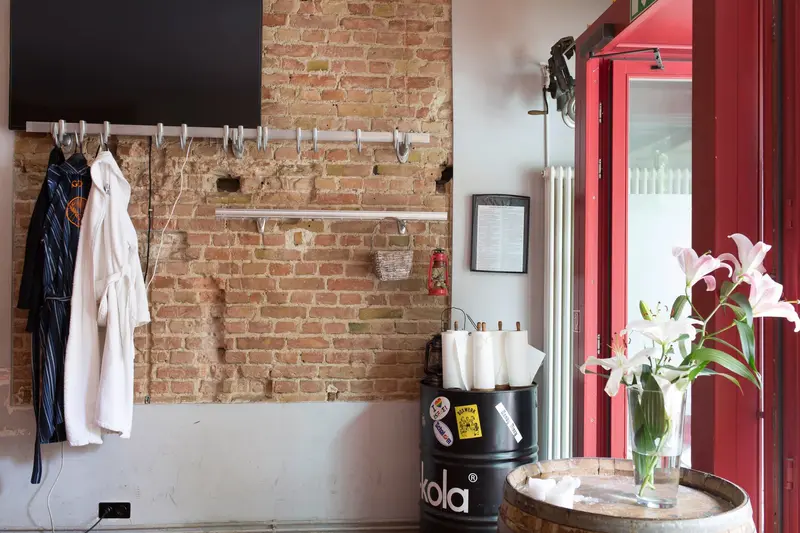 Sherrie - Garderobe