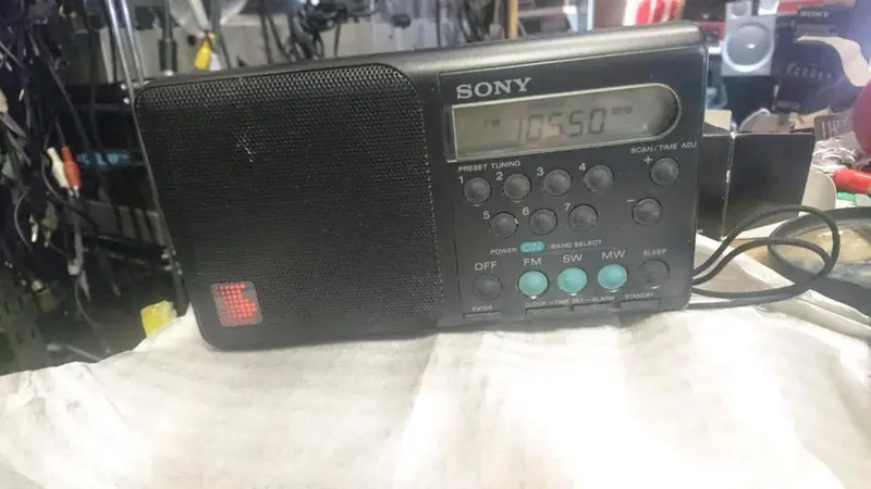 SONY ICF-M300S, Weltempfänger/Radio, sehr guter Zustand
