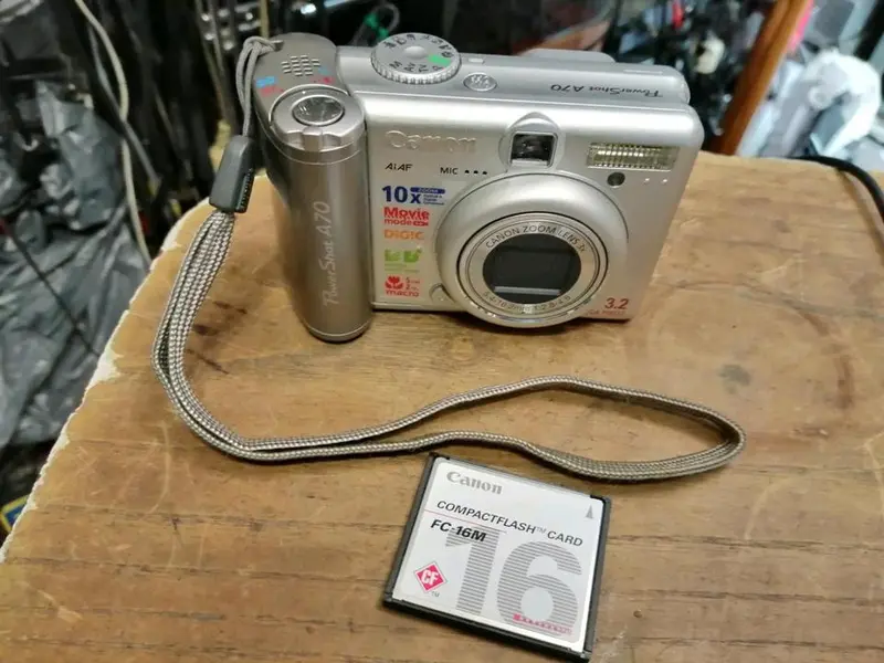 SONY PowerShot A70, Digital-Kamera, guter Zustand!!!
