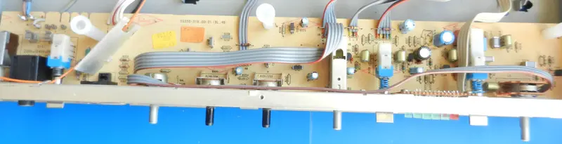 SV1000 Lautstärkerregler / Vorverstärker / Anzeigeplatine für Hifi Slimline Verstärker von GRUNDIG