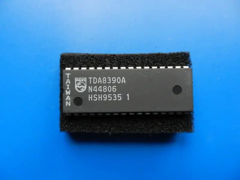 TDA8390A IC für TV Geräte von Grundig, Loewe und Metz